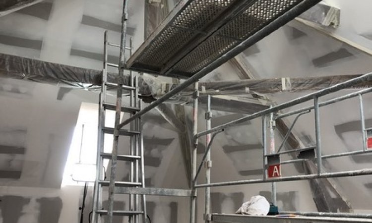 Entreprise de peinture intérieure pour plafonds et murs à Lusignan